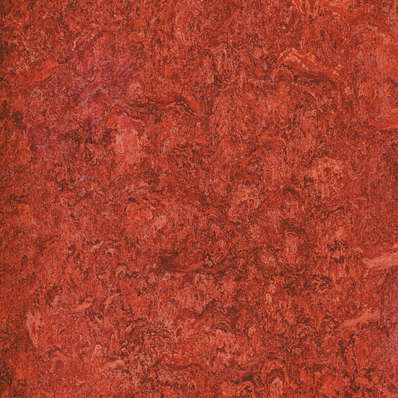 Resistenza alle macchie e pavimenti eterogenei a basso costo