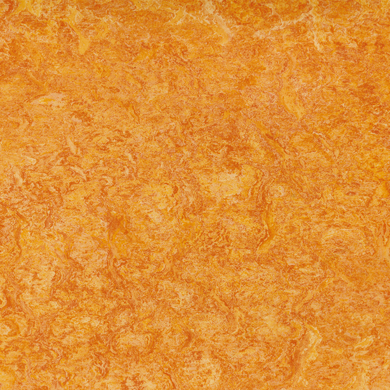 Resistenza alle macchie e pavimenti eterogenei a basso costo