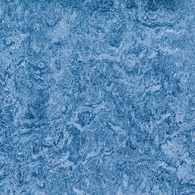 Resistenza alle macchie e pavimenti eterogenei a basso costo