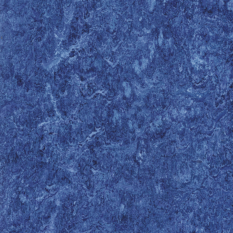 Resistenza alle macchie e pavimenti eterogenei a basso costo