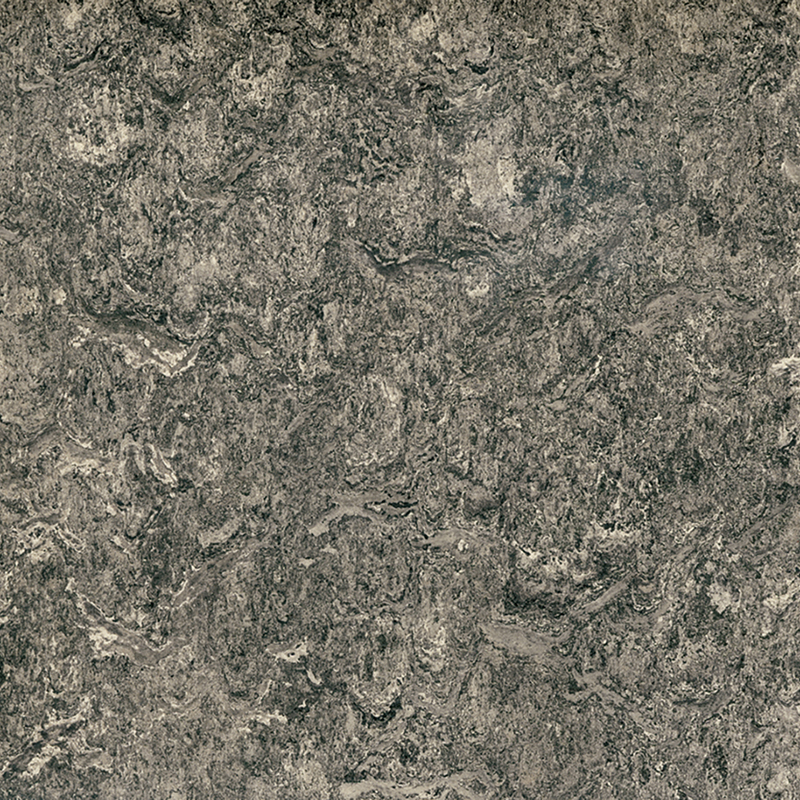 Resistenza alle macchie e pavimenti eterogenei a basso costo