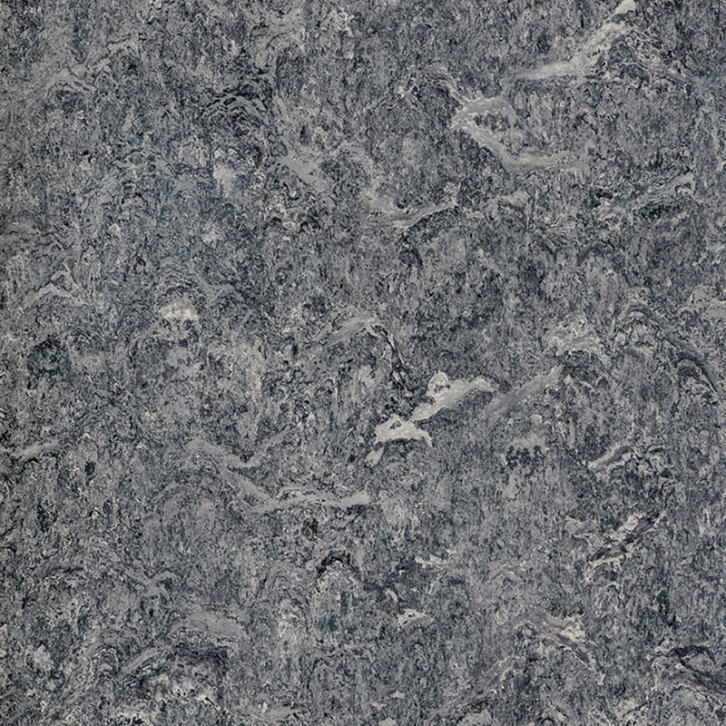 Resistenza alle macchie e pavimenti eterogenei a basso costo