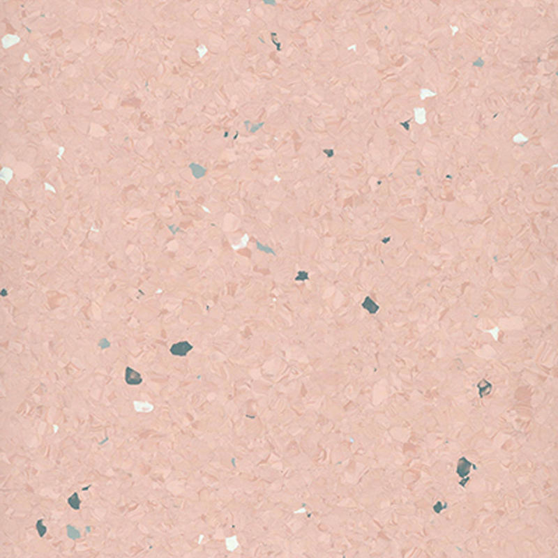 Pavimentazione omogenea con tonalità a bassa saturazione