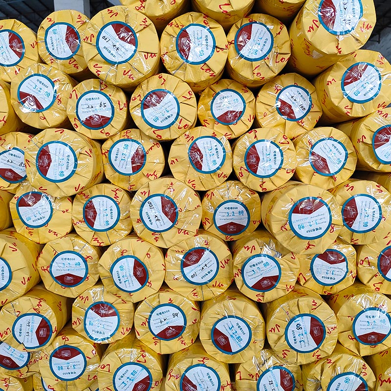 550 Banner flessibile per esterni con illuminazione frontale